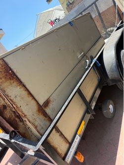 Gabinetes de metal gratis