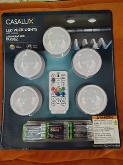 Casalux LED Puck Lights with Remote