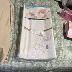 Countoured Changing Pad 