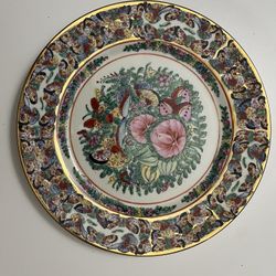 Alexander's Japanese Porcelain Ware, Hand Decorated in Hong Kong plate