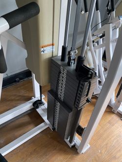 Nautilus Nitro Vertical Chest Press