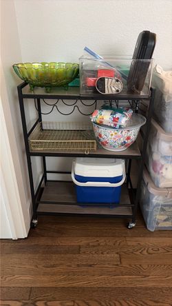 3-Tier Rolling Baker's Rack with Wine Holder