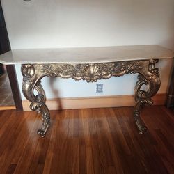 Marvel Luxury Table And Antique Mirror Set 