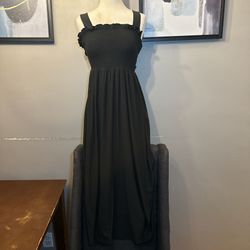 Cosmic Beaut Black Smocked Maxi Dress | Ruffle Strap Summer Dress M