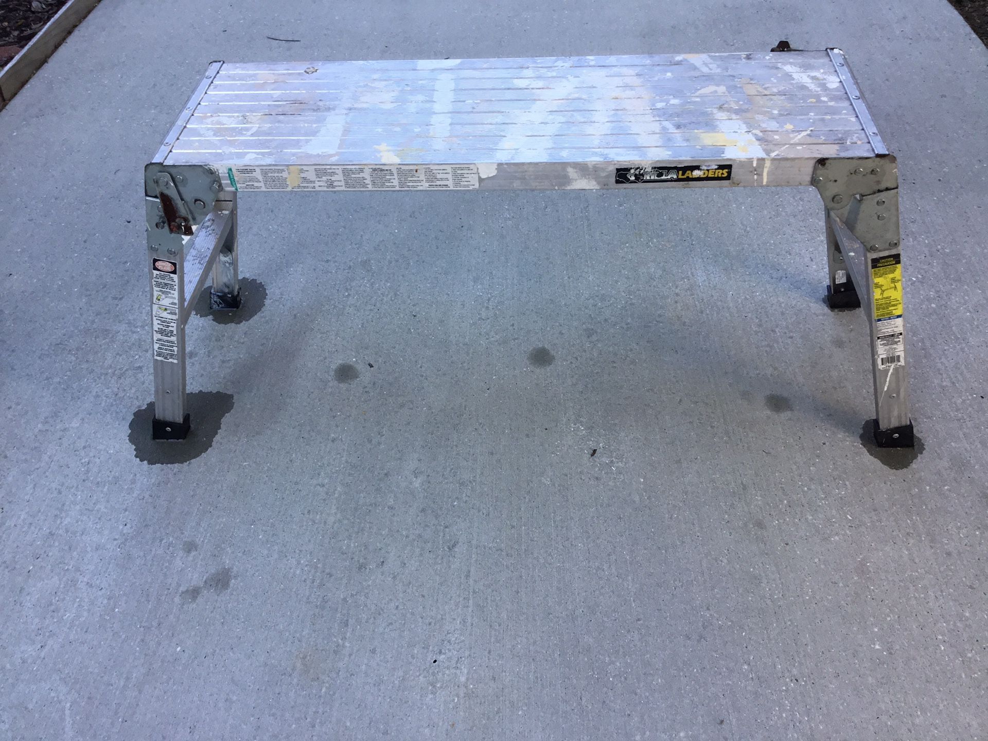 Gorilla Work Platform