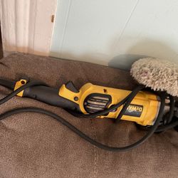 Dewalt  Buff Machine 