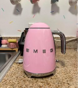 Pink Smeg Kettle