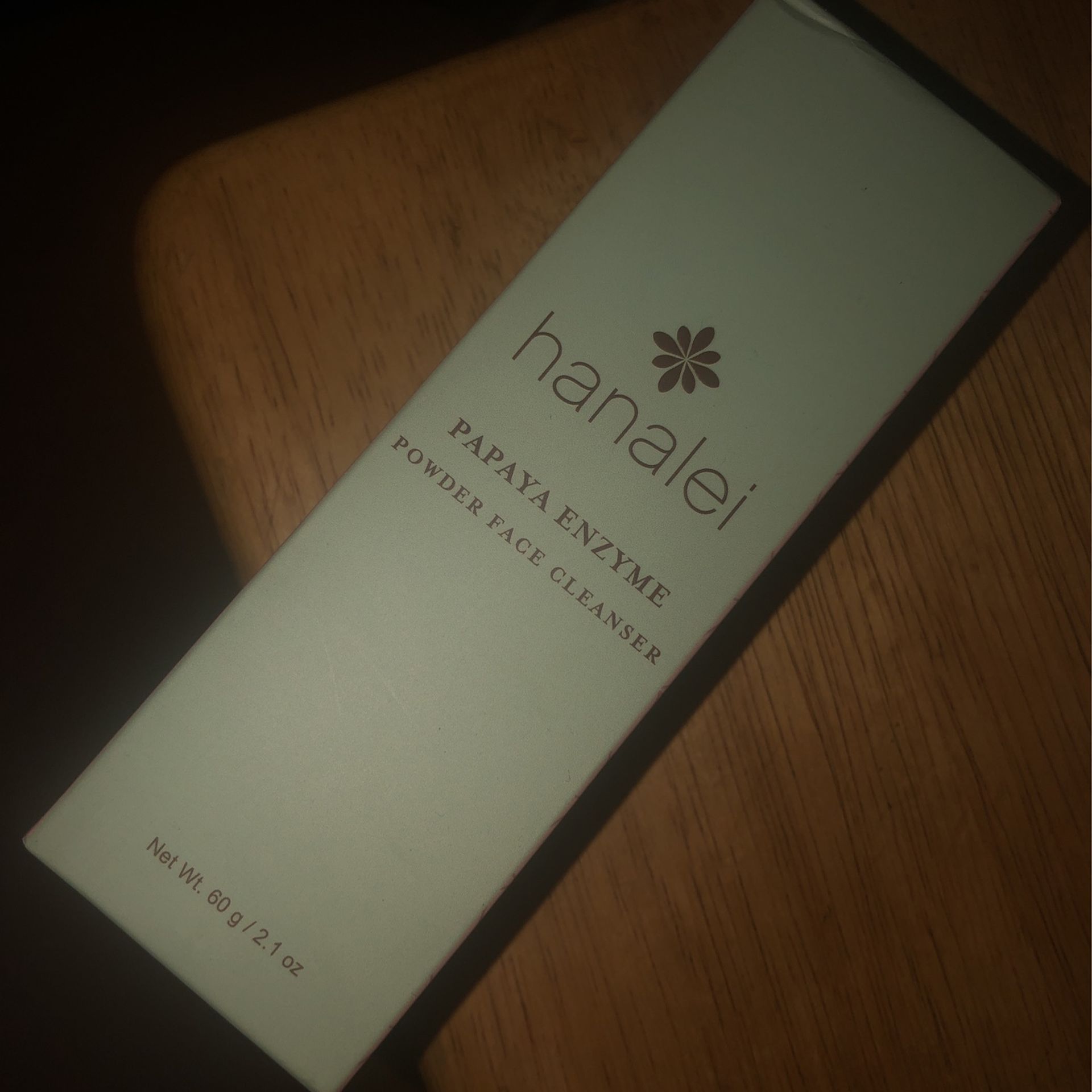 Hanalei Powder Face Cleanser 