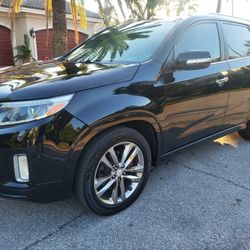 2014 Kia Sorento Runs Amazing. Finance With $1000 Down!