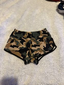 Camo dolphin shorts