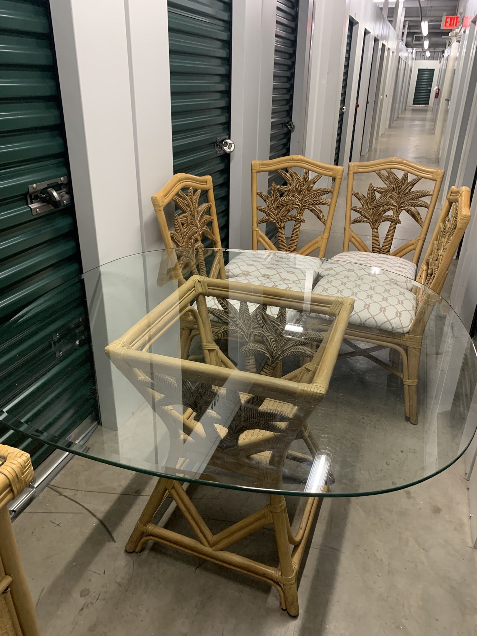 Ratan Dining Set