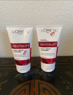 L'Oreal Paris Revitalift Radiant Smoothing Cream Cleanser, Exfoliates, 5 fl oz.  New   $11 for both