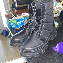 Black Boots