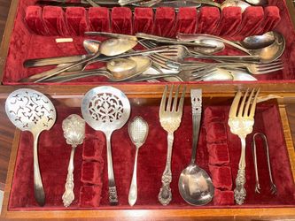 Vintage silverware Set ( as is )