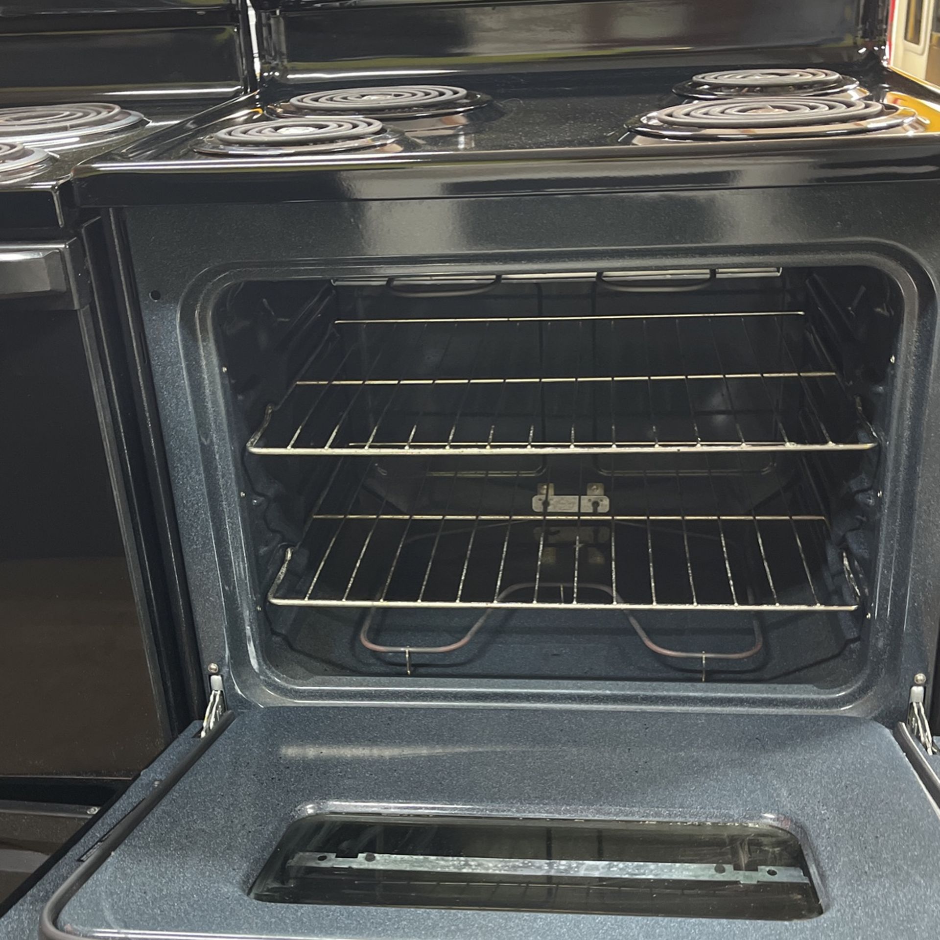 Ge Coil Top Stove Excellent Condition Everything Work Fine for Sale in