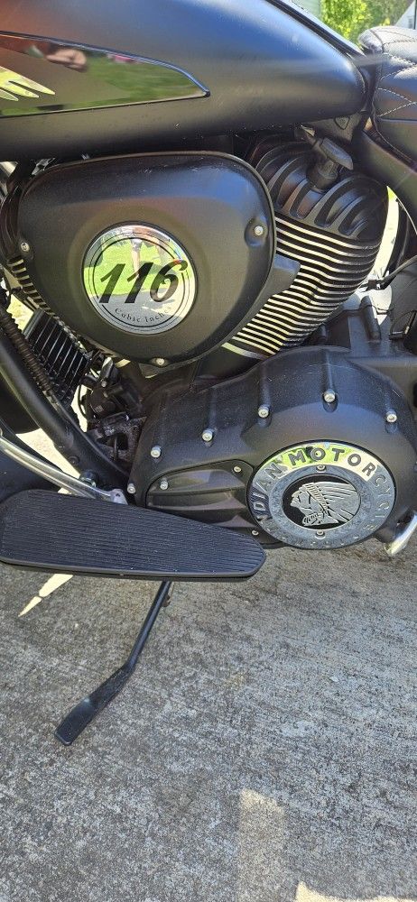 2020 Indian Chieftain Dark Horse