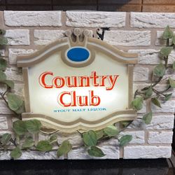 Vintage Country Club Malt Liquor / Beer Lighted Sign