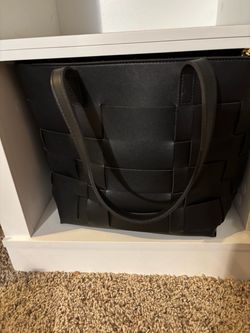 Black 2 strap tote purse