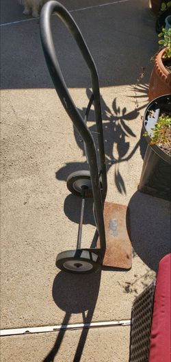 Metal Hand Truck Dolly with solid wheels