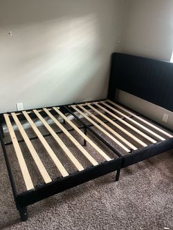 Headboard/bed frame