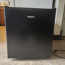 Mini Refrigerator 