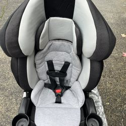 Tall back car seat or booster seat w/ harness (in Des Moines) Evenflo LifeGuard Exp 1/2031