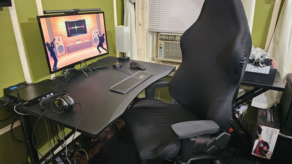 AK RACING Desk and Chair