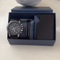 New Three Piece Men Watch 