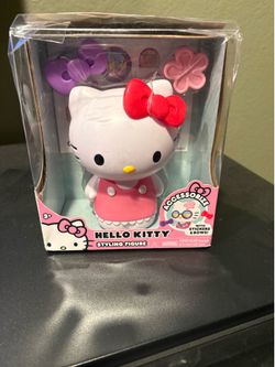New Hello Kitty Styling Figure (With Accessories & Stickers)