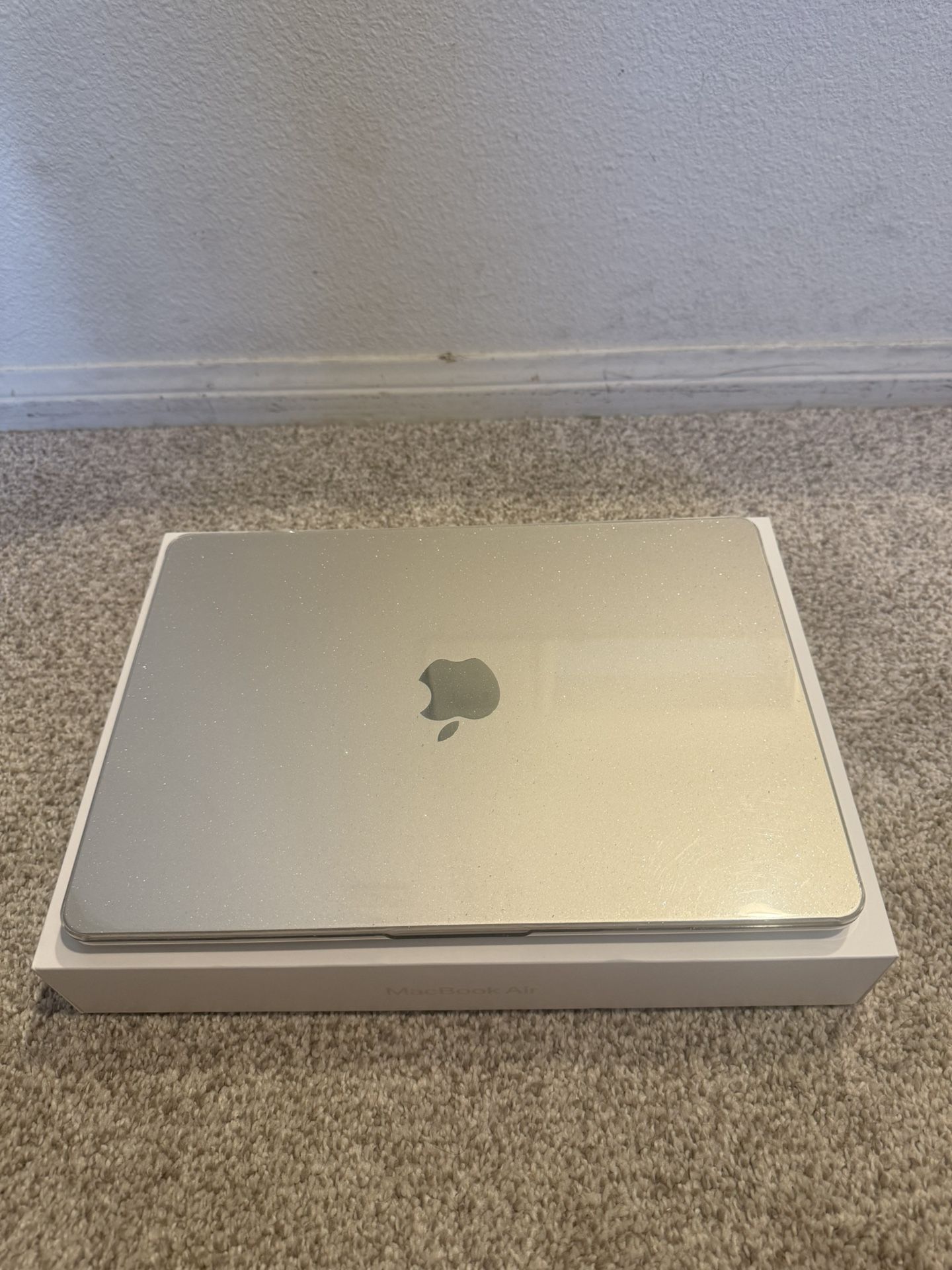 MacBook Air 13.6-inch with M2 chip (2023)