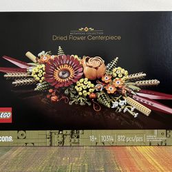 LEGO  - Dried Flower Centerpiece