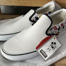 Disney Mickey Mouse Vans Slip-on Shoes Size 10.5