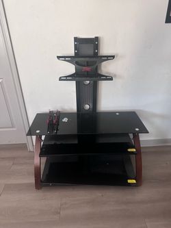 Tv stand for a 50 to 65 inch tv