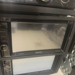 KENWOOD MODEL:DDX374BT MONITOR WITH DVD RECEIVER 