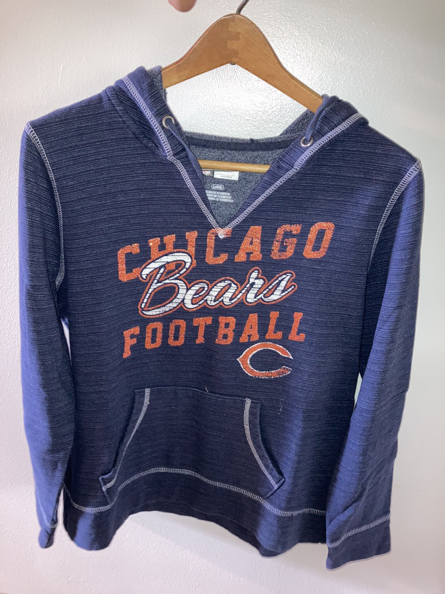 Ladies Large Chicago Bears Glitter Hoodie for Sale in Glen Ellyn, IL