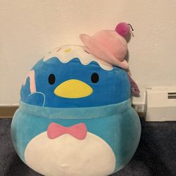 Tuxedo Sam Cupcake Squishmallow Sanrio
