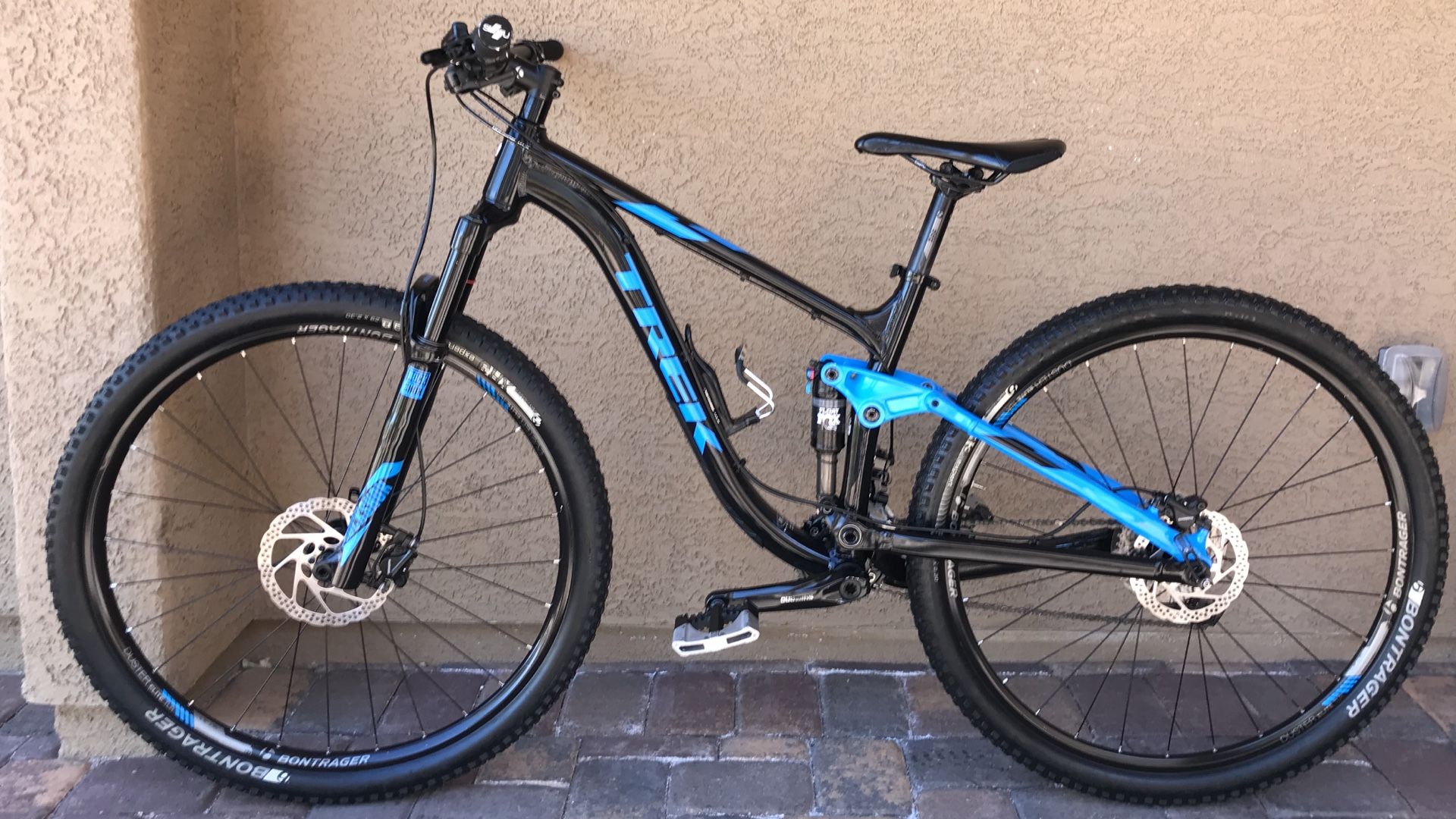 2015 trek fuel Ex 7 full suspension mountain bike 29 in wheels