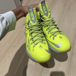 2013 Nike LeBron X Volt Size 10
