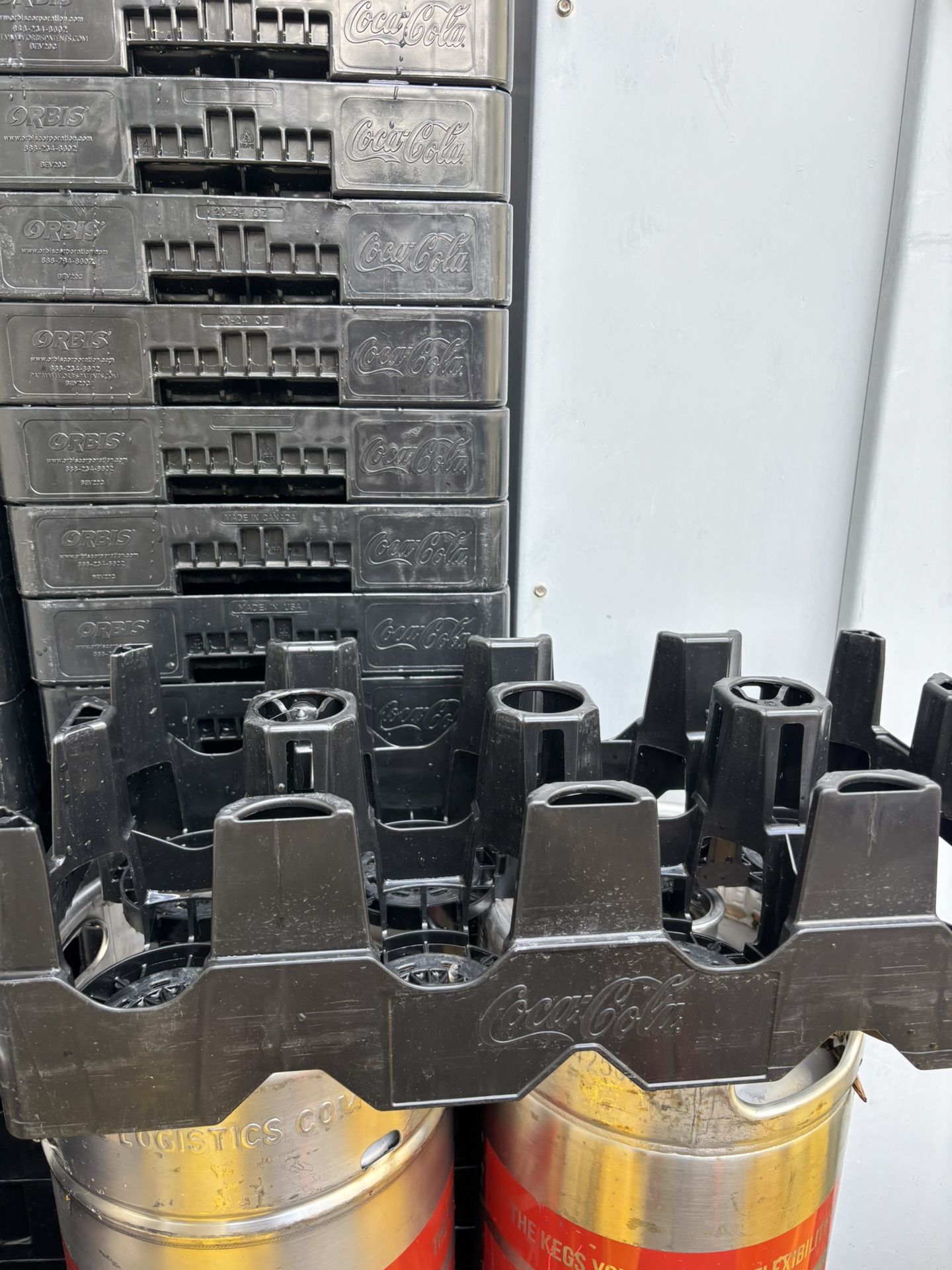Black Plastic Coca Cola 2 Liter 8pk Trays And Flats