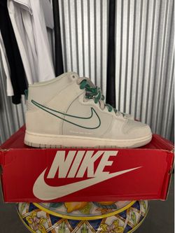 Nike Dunk High First Use Sail