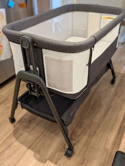 Baby bassinet/bed crib