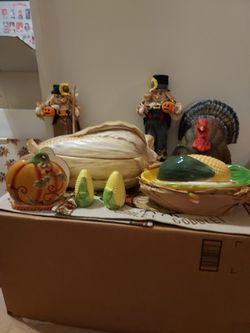 THANKSGIVING ASSORTMENT BRAND NEW PLUS TURKEY AND MORE 