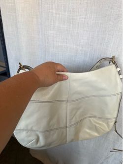 Hobo cream purse