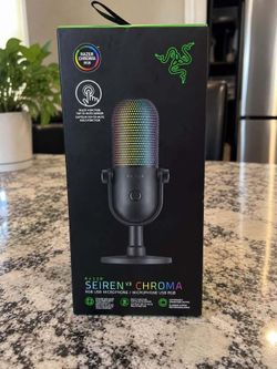 Razer Seiren V3 Chroma RGB USB Gaming Microphone