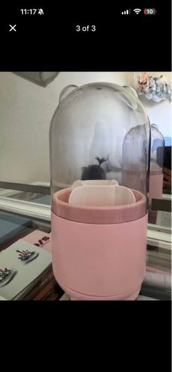 Pink Portable makeup brushes holder