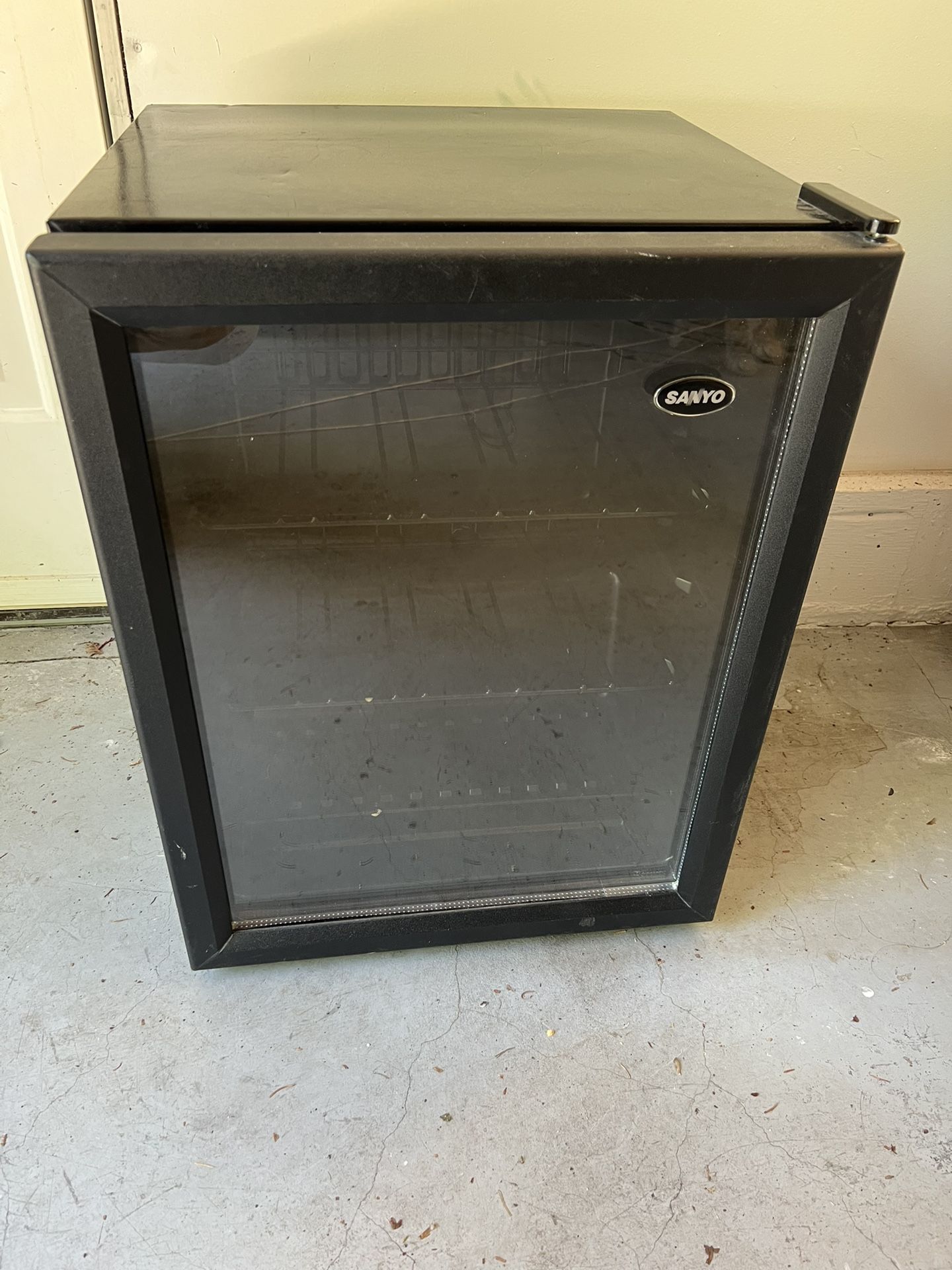 Mini Fridge SANYO