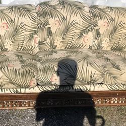 Very Beautiful Bamboo sleeper sofa - pet free smoke free - we deliver