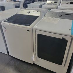 Samsung Top Load Washer and Gas Dryer Set