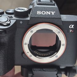 Sony A7R IV full-frame mirrorless camera
