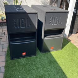 JBL Dual 15 Speakers